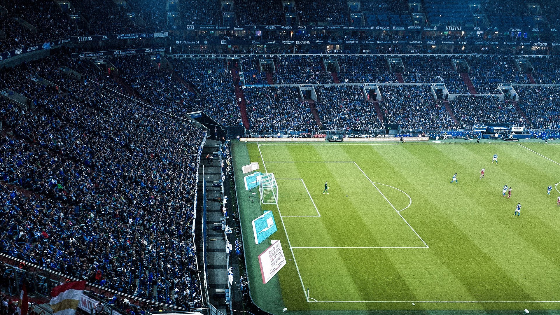 锡安爆发引领鹈鹕攻势，老鹰连续得分潮压制魔术反扑