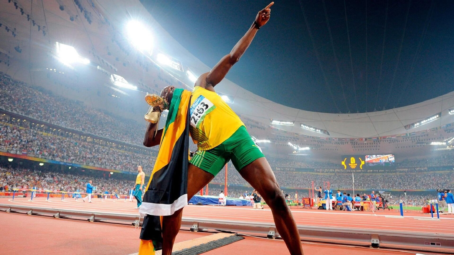 格纳布里拉满评分背后，瑞典对阵卡塔尔的战术启示与足球文化碰撞