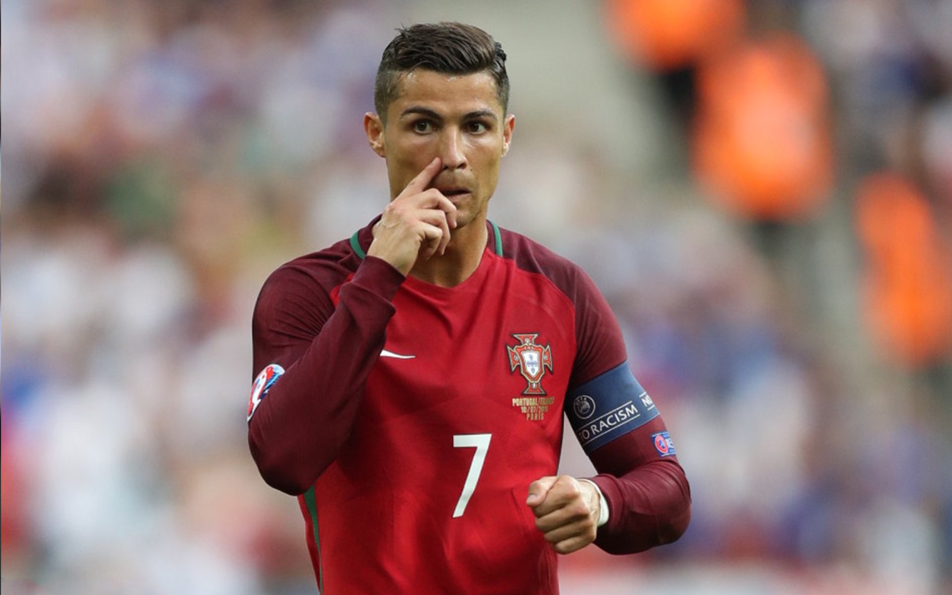 新王加冕，哥伦比亚力克西班牙，本泽马高光表现定义足球新纪元